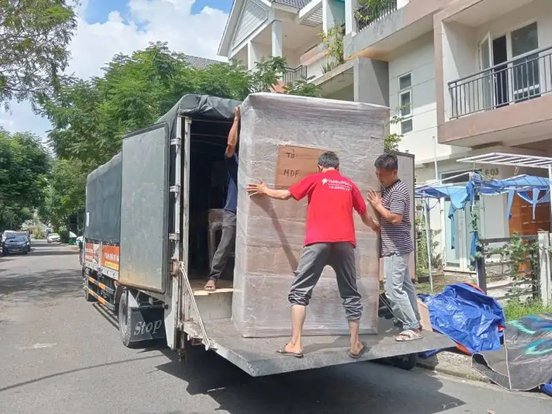 Thuê vận chuyển đồ nặng TPHCM
